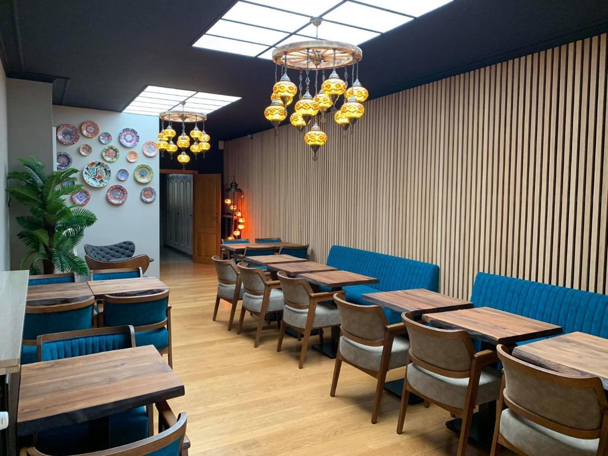 ליר Hotel Guzy מראה חיצוני תמונה