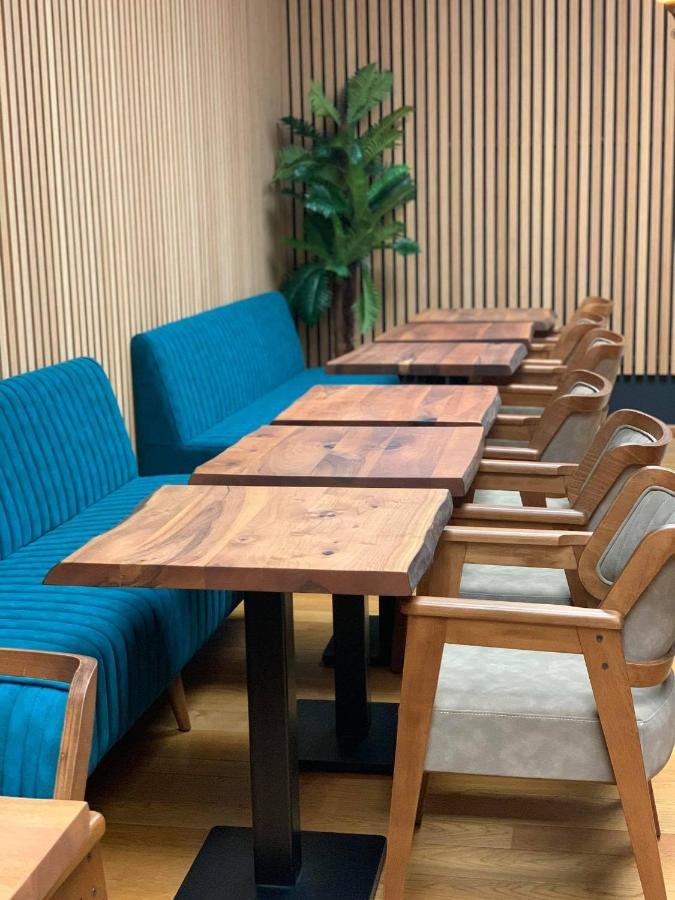 ליר Hotel Guzy מראה חיצוני תמונה